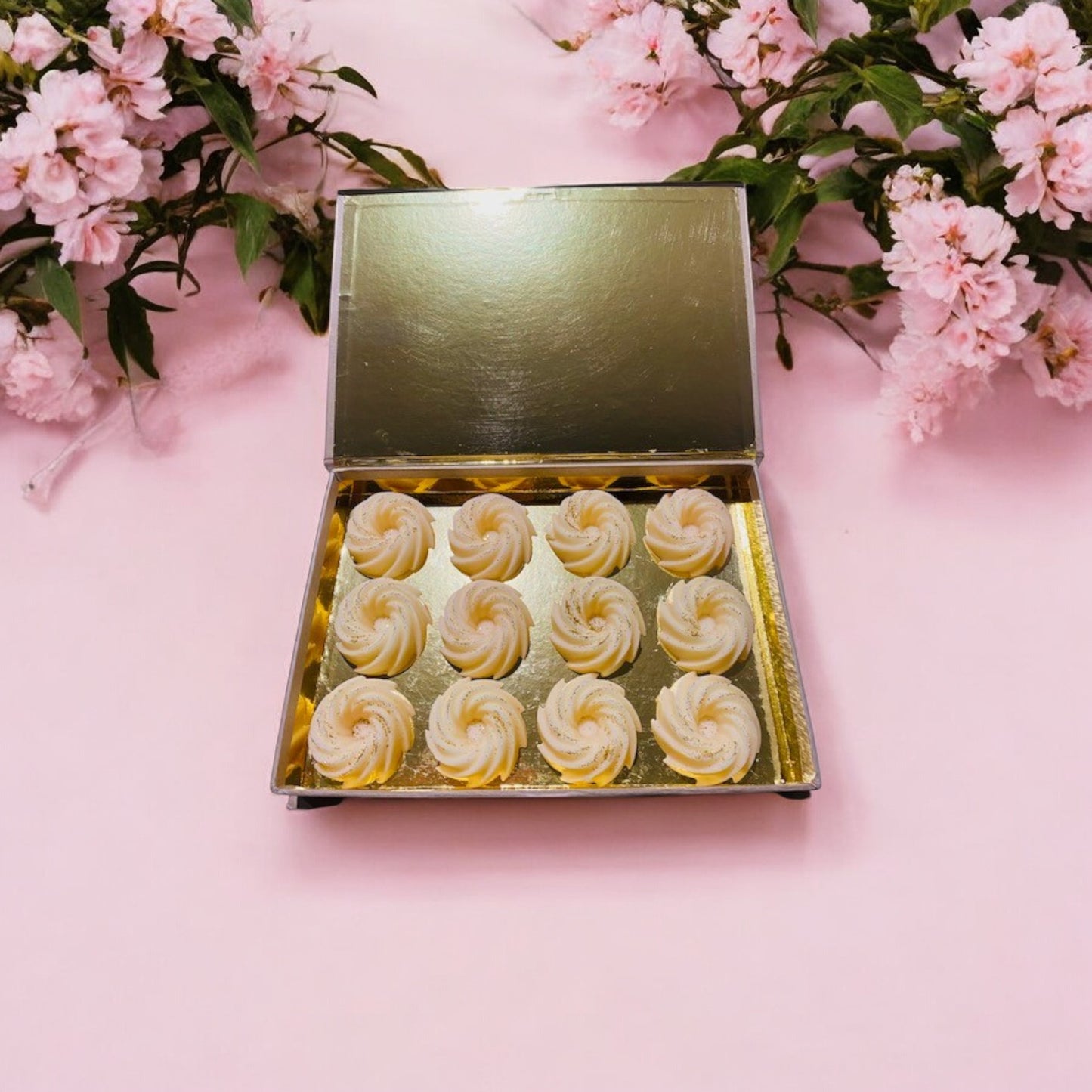 Coffret 12 fondants parfumés artisanaux naturels, senteur Fleur de Sakura Parfum de Grasse