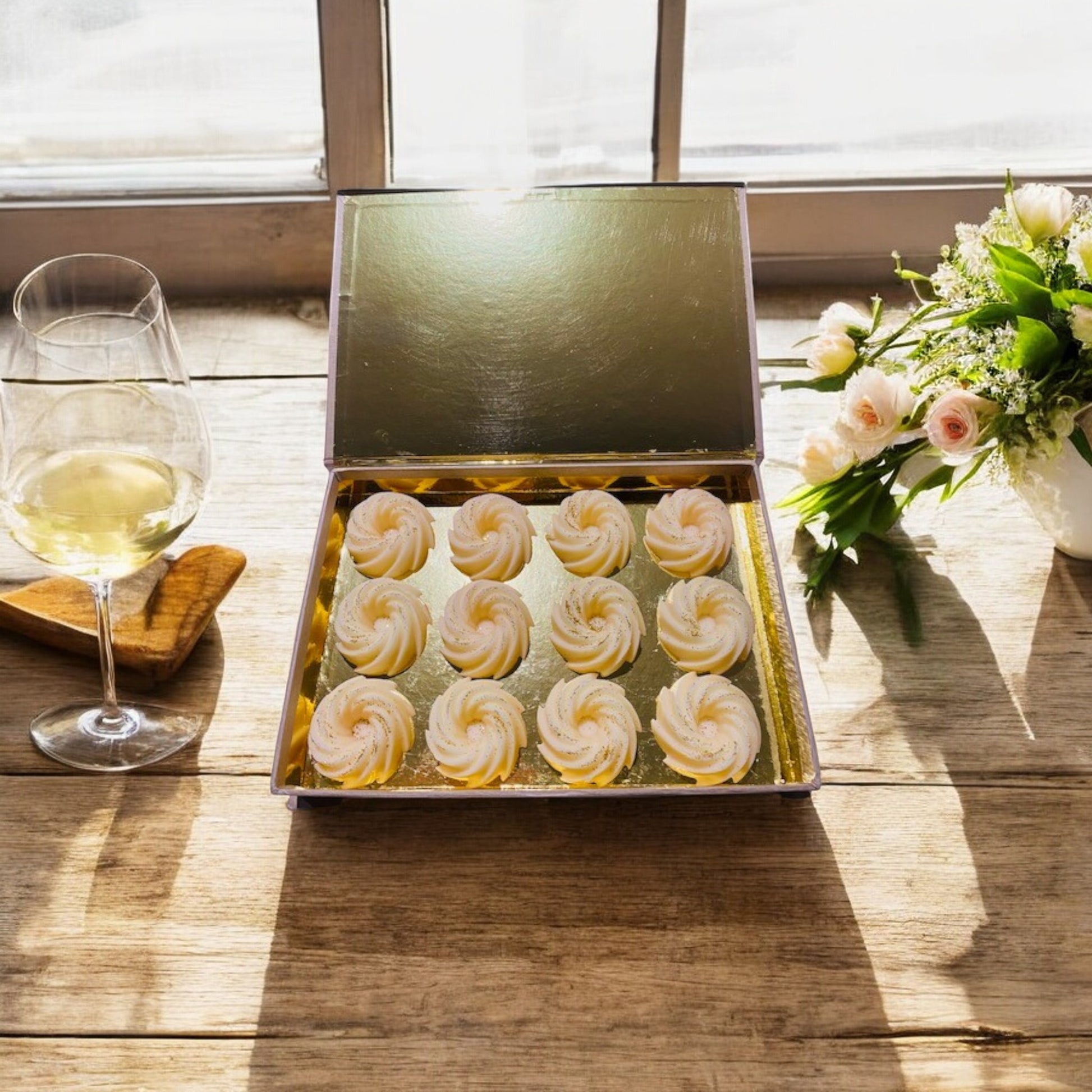 Coffret 12 fondants parfumés artisanaux naturels, senteur Pinot Gris Parfum de Grasse